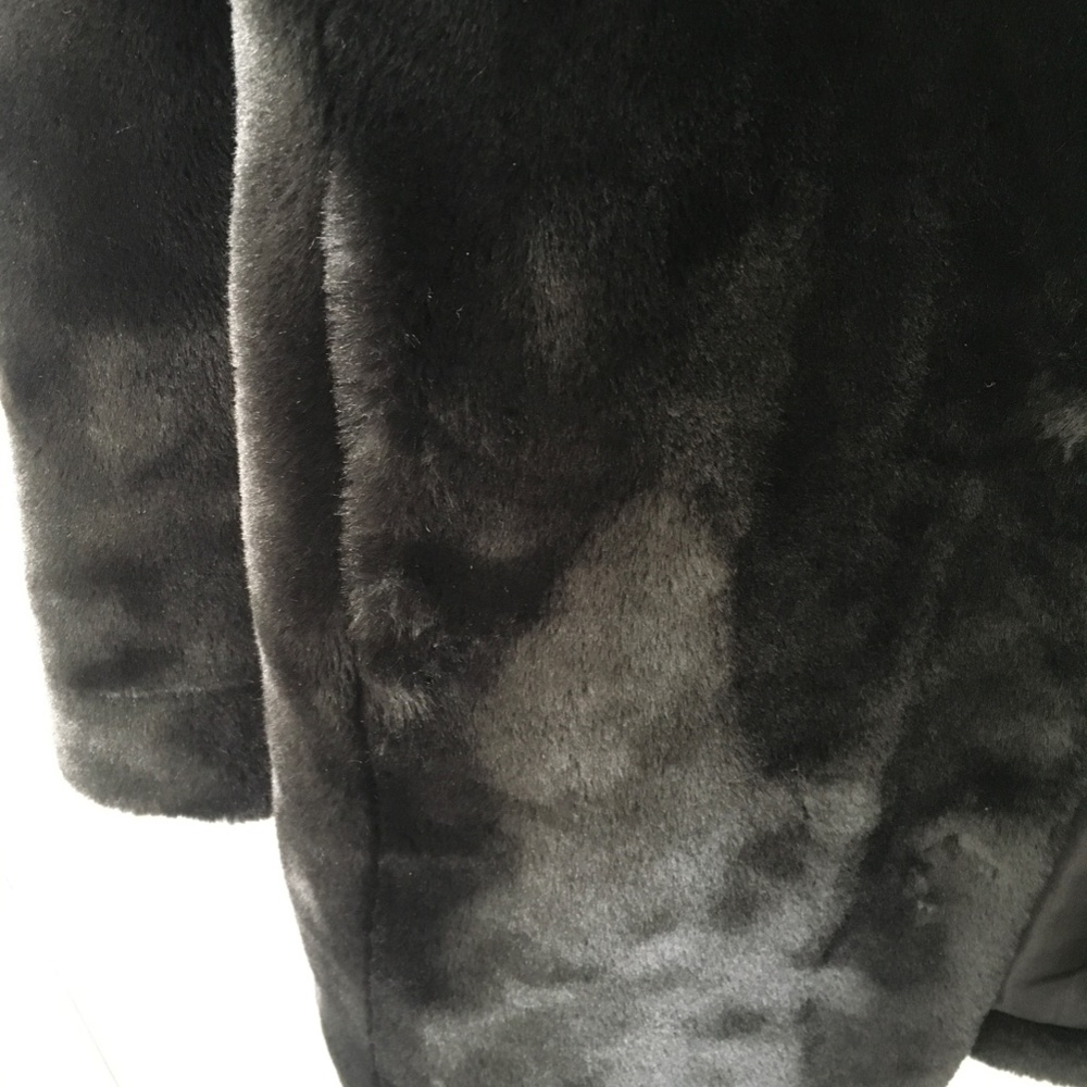 DKNY Black So Soft Faux Fur Coat - Picture 3 of 8